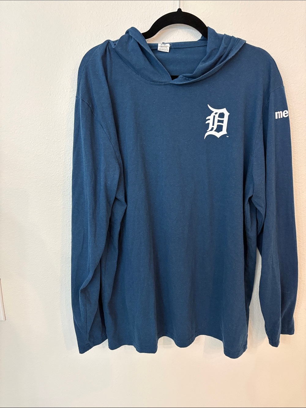 Vintage Detroit Tigers Long Sleeve Hooded T-Shirt